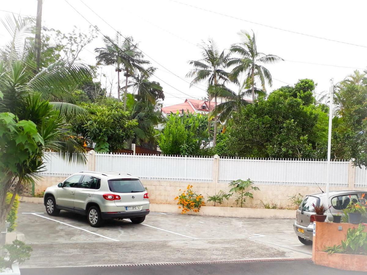 La Residence Des Cafeiers - Le Tampon (Adults Only) Exterior photo